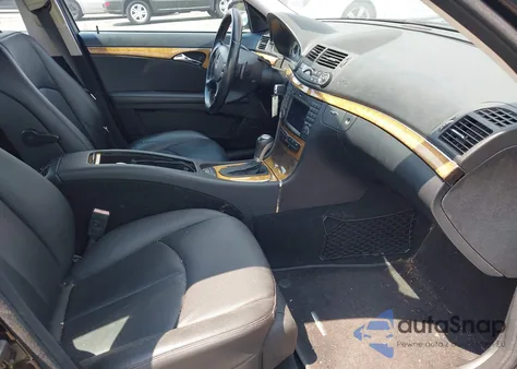 2009 Mercedes-Benz E 350 z USA, uszkodzony, nr VIN WDBUF56X29B433756